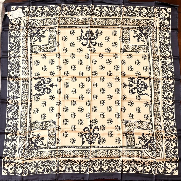 NWOT 100% Silk Floral Square Scarf 41" x 41" - Picture 2 of 14